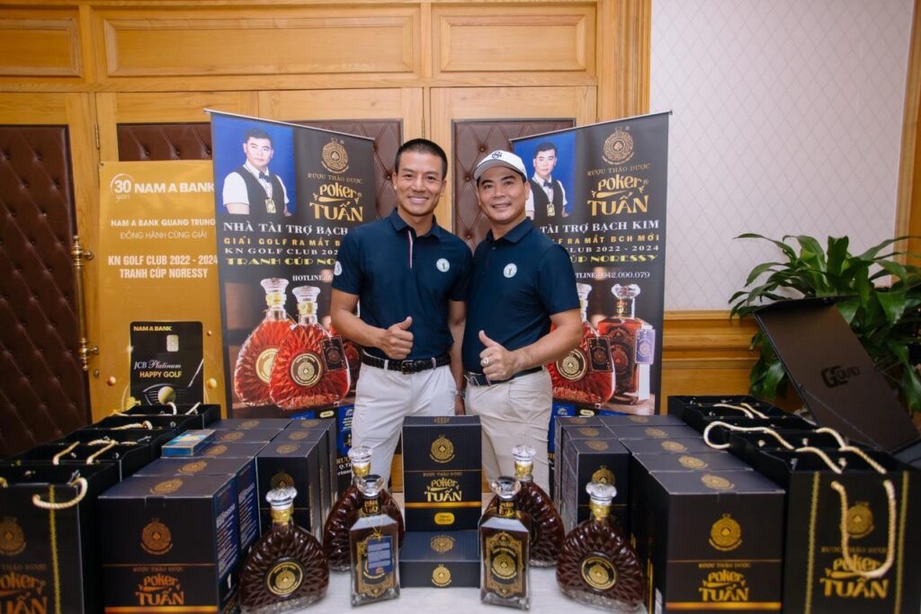 Trở thành người có tầm ảnh hưởng trong ngành trong 12 - 24 tháng